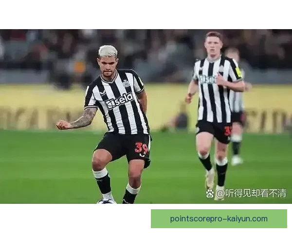 阿马杜·奥纳纳助力英超球队，表现亮眼引发关注